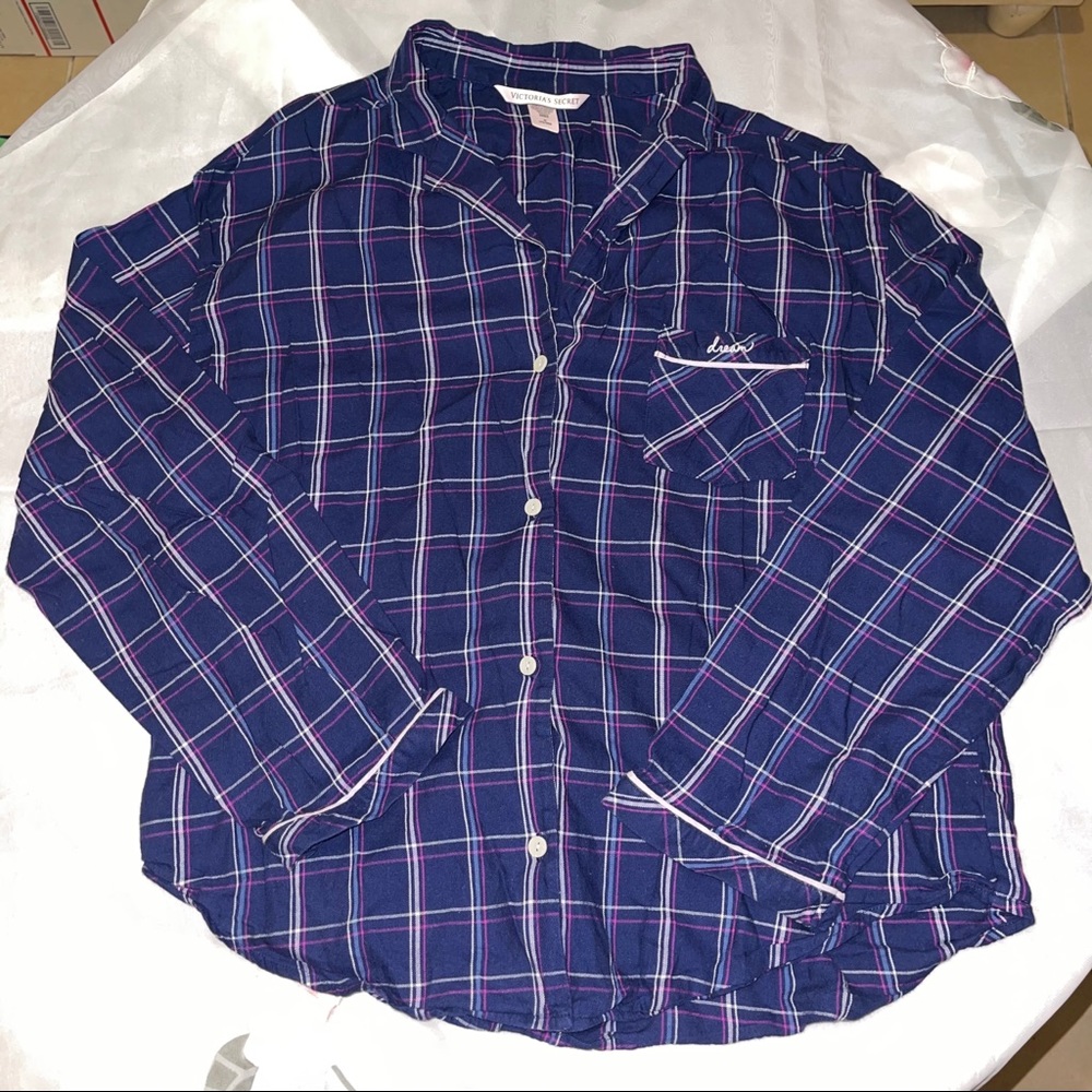 Victoria’s Secret Flannel Pajama Top - Picture 2 of 12